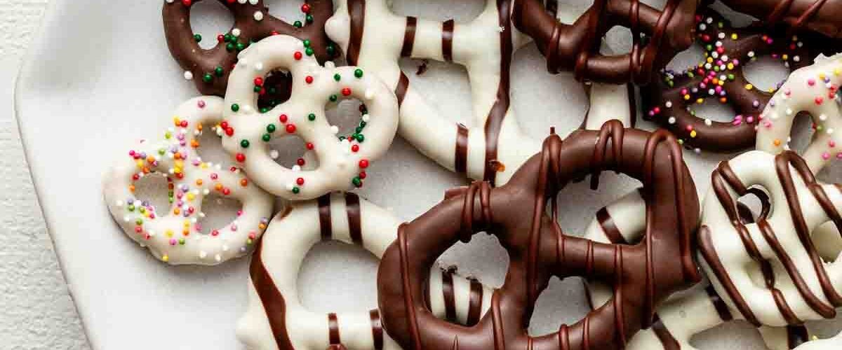 easy chocolate covered pretzels 3