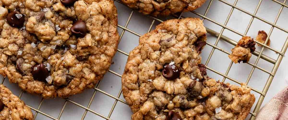 oatmeal chocolate chip cookies